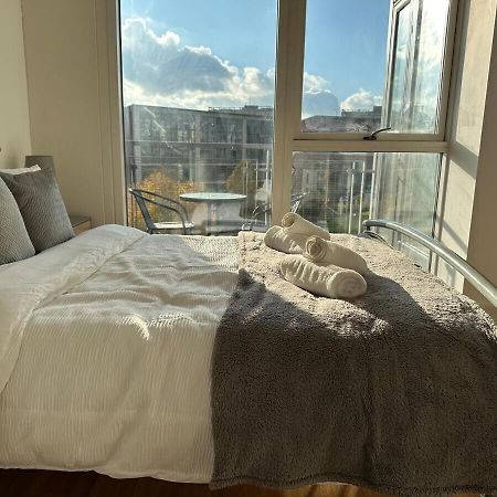 Luxury 1 Bedroom Apartment - City Centre - Balcony - Near O2 Academy Birmingham Bagian luar foto