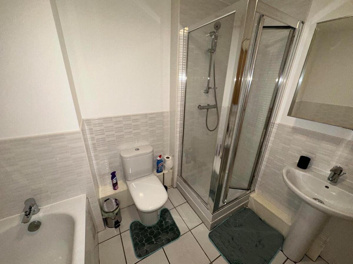 Luxury 1 Bedroom Apartment - City Centre - Balcony - Near O2 Academy Birmingham Bagian luar foto